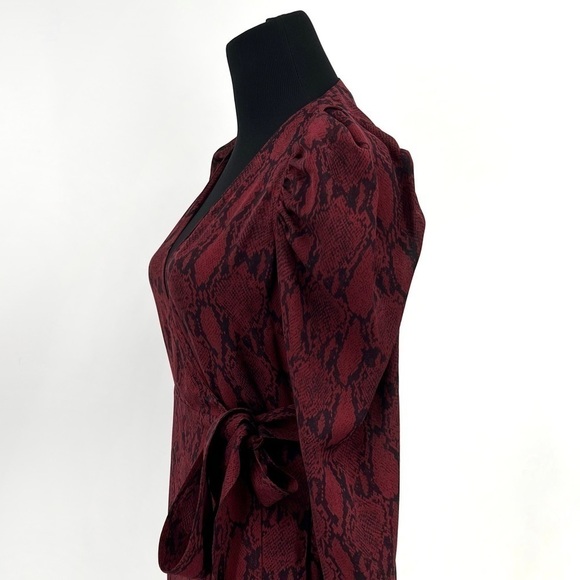 ALC RED SNAKESKIN SILK LONG PUFF SLEEVE RED HOLIDAY TIANNA WRAP MIDI DRESS - Picture 8 of 11